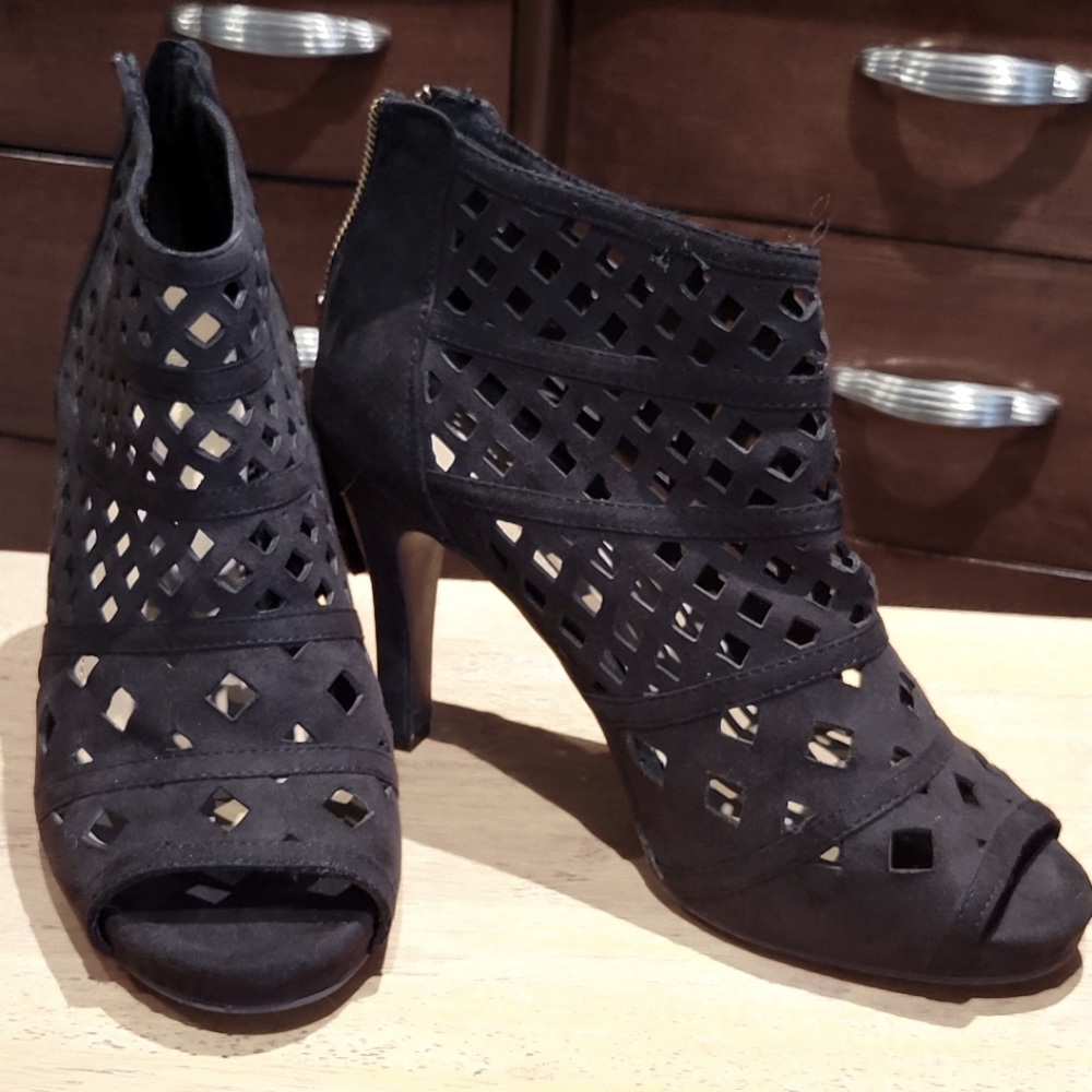 Sexy peep toe Lane Bryant 11W bootie